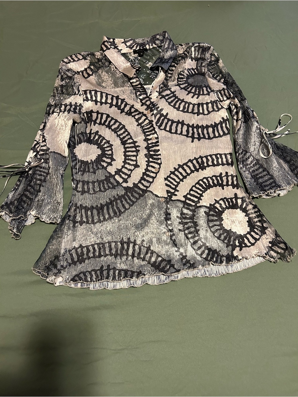 Komarov Black & White Swirl-Print Collared Blouse
